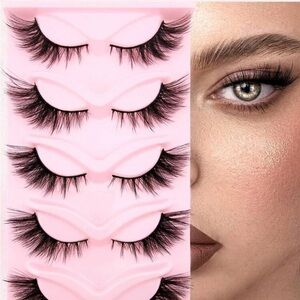 Voluminous Black Cat Eye False Eyelashes Set of 5